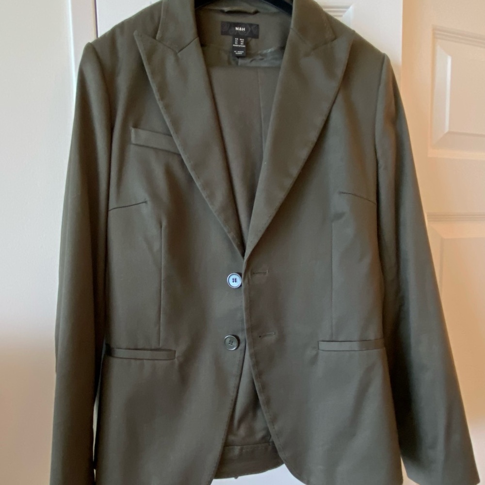 H&M olive green women suit set with stitches